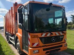 Mercedes-Benz Econic 26330