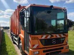 Mercedes-Benz Econic 26330