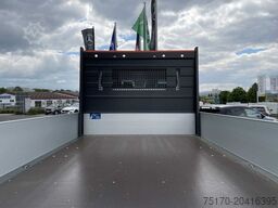 MERCEDES-BENZ Sprinter 319 CDI 4x4 DoKa Klima Stdheiz AHK LED