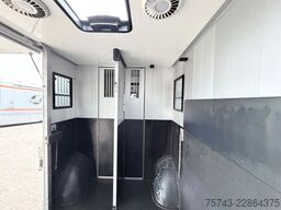 RENAULT Master Roelofsen Parados Sport
