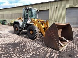 Liebherr L 522 with High-Tipping Bucket
