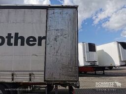 Schwarzmüller Curtainsider Mega