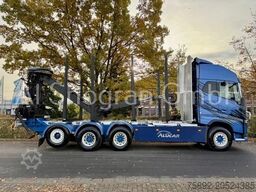Volvo FH 16.750 8x2 / Loglift BF118S / Eu6