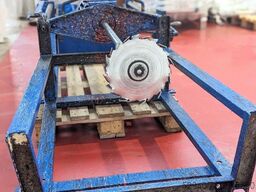 Disperseur sur potence murale