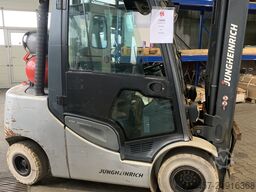 Jungheinrich TFG 435s 3.5t / 7988h/ 2015y/ 4v