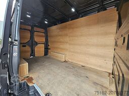 M.A.N. E-TGE L3H3 35kWh LED Autom