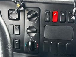 MERCEDES-BENZ Atego 1222L 4x2 BL 1.Stock Menke Viehwagen