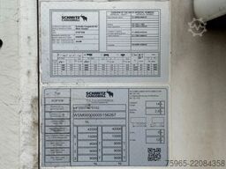 SCHMITZ CARGOBULL SCB*S3B THERMO KING SLXe 300 DHOLLANDIA TAIL LIF
