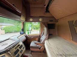 DAF XF 510 FAN GEÏSOLEERDE BAKKEN ZIJDEUR LAADKLEP K