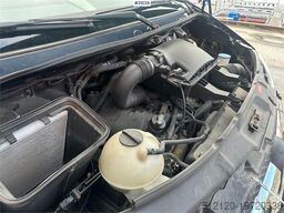 Mercedes-Benz Sprinter 519 minibus 16+1 seats w/ 2 sets of tires