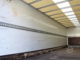 Volvo FM 330 E6  Koffer 7,8m Klima LBW Liftachse