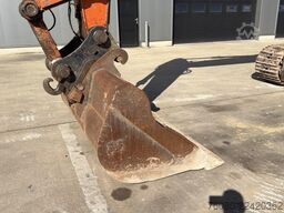 Hitachi ZX250LCH-5A (AIRCO / 6.868 HOURS / BELGIAN MACH...