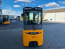 Jungheinrich EFG 215 / Triplex: 4.25m! / SS / nur 2.865h!