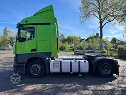 Mercedes-Benz Actros 1943