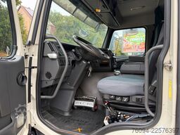 VOLVO FMX 370 6x2 lift/lenk Abrollkipper KRAN 13m FUNK