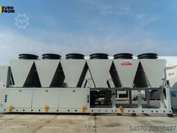 New Industrial Chiller CLIMAVENETA - 656.5 KW | With warranty