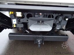 MERCEDES-BENZ 2533 Antos*7,3m Schwenkwand*LBW*Lift/Lenk*2x AHK