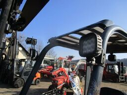 Toyota 2,5 Ton. - Triplex-Freihub 4,7m - Seitenschieber