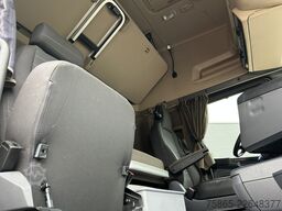 Scania R450 Topline / 6x2 Steer + Lift Axle / Retarder...