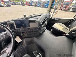 Volvo FM 330 ( New Model ) 4x2 Palfinger PK 12002-EH D