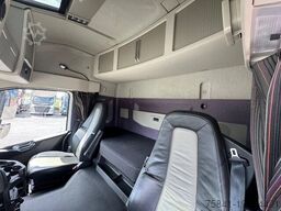 Volvo FM 330 ( New Model ) 4x2 Palfinger PK 12002-EH D