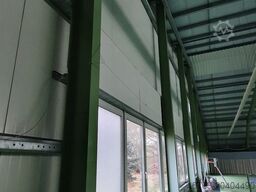 Unbekannt Stahlhalle