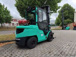 Mitsubishi FG35N
