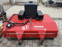Kehrmaschine Gründig GSX 2000/670L. 