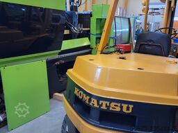 KOMATSU