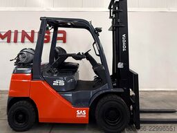 Toyota 11374 - 02-8FGF25