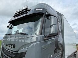 Iveco S-WAY