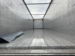KNAPEN K100 Schubboden 92m³ 10mm Boden