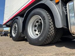 MAN TGX 26.480 XXL 6X2 HMF 2620 CRANE + BDF BODY + ...