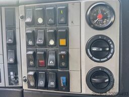 MAN 33.464 DFALC 6x6 Allrad Holzlkw mit Kran Bj 2003