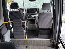 MERCEDES-BENZ 414/415 Niederflur 13 Sitze AC Automatik