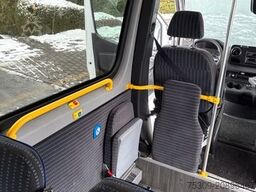MERCEDES-BENZ 414/415 Niederflur 13 Sitze AC Automatik