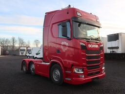 Scania S 500 Super 6x2/4 mit verstellbarer Sattelkupplung