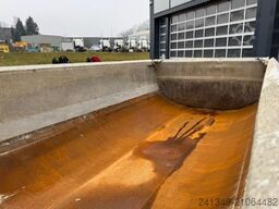 VOLVO FMX-460 8x4 Dumper