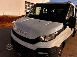 IVECO Daily Fahrgestell Doppelkabine 35 S ... Radstand