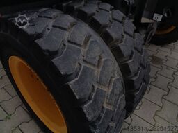 VOLVO EW60E Powertilt + Löffelpaket Klima Mobilbagger