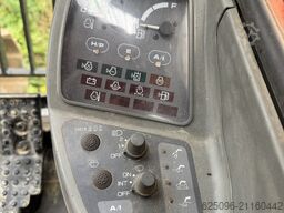 HITACHI FiatHitachi EX 215 ELC-T