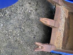 HITACHI FiatHitachi EX 215 ELC-T