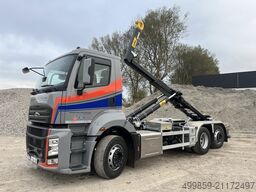 Ford F-line 6x2 Hyva Titan 20T Haakarmsysteem