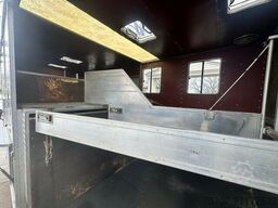 Mercedes-Benz 814 L 4 Pferde