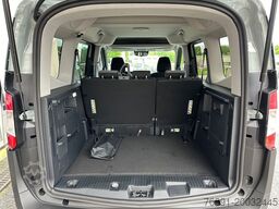 Ford Courier Tourneo  Autocarro 5 posti