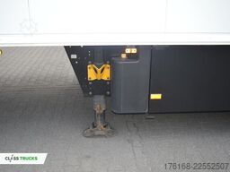 SCHMITZ CARGOBULL SKO FP 60 ThermoKing SLXi 300