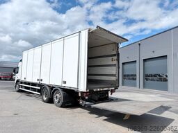 VOLVO FM 330 6x2*4 Side opening 8.7 m