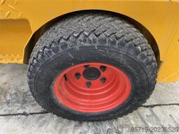 Knikmops KM100 (7123)