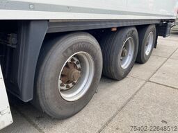 Krone SD SD / Flower Trailer / Thermo King SLXe 300 /...