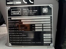 DEUTZ-FAHR Agrotron 7250 TTV VT52 Traktor